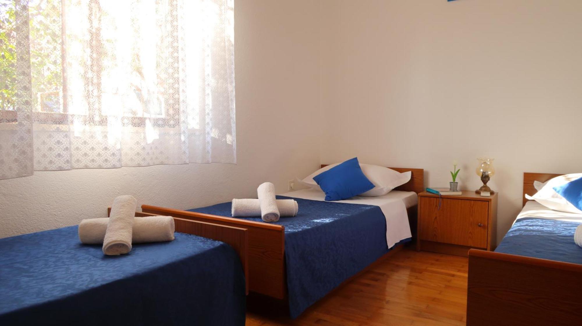 Apartments Ivanka Trogir Exterior foto